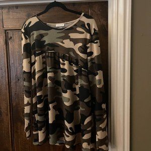 Camo Print Tunic (2X)